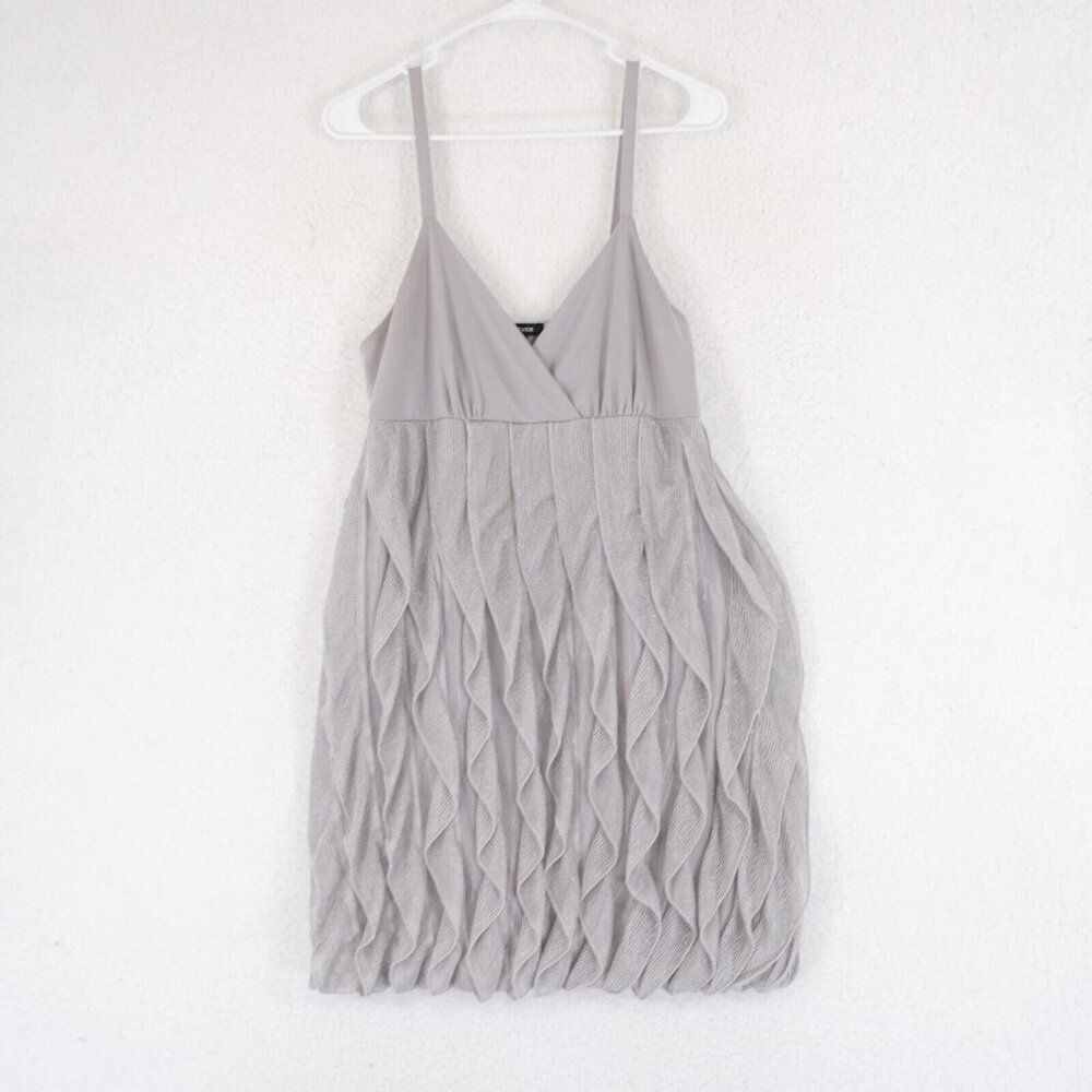 Forever 21‎ Gray Spaghetti Strap Gray Ruffle Blouse Top Large Polyester Blend